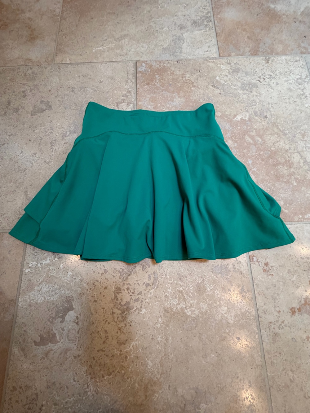 Old Navy Women’s green active power soft high rise skort